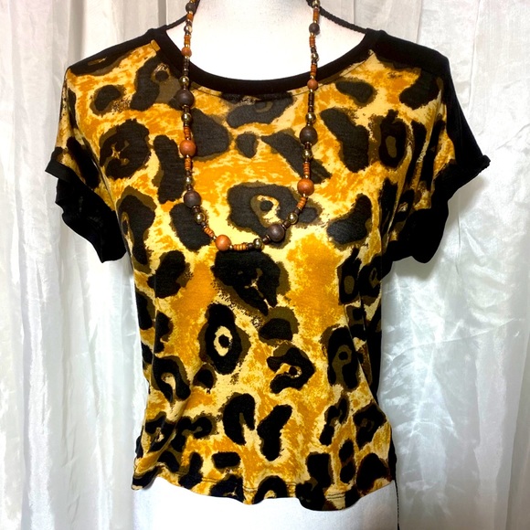 Forever 21 Perfect Fit Leopard Print Top - Picture 1 of 16